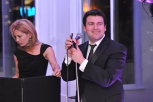 Liza & Josh performing as professional live singers for a New Jersey restaurant or private event